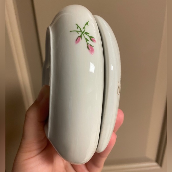 Limoges France jewelry/trinket box - Picture 7 of 10